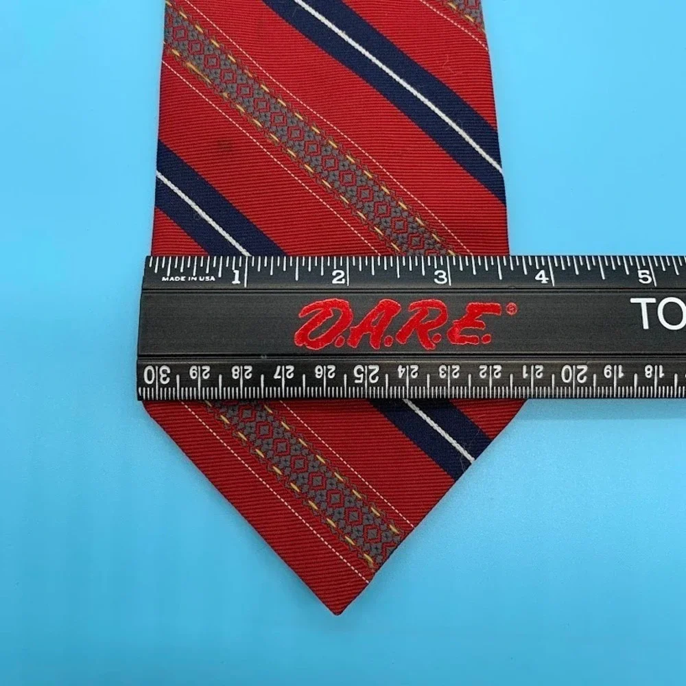 Vintage Ketch Red Striped Men's Classic Neck Tie Preppy Made in USA